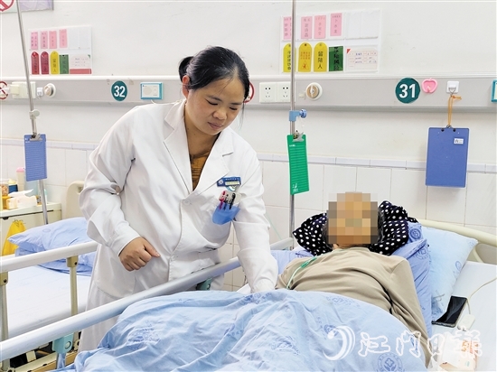 鶴山市中醫(yī)院內(nèi)二科副主任鐘斯婷