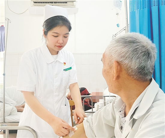 區(qū)媛倩 區(qū)媛倩