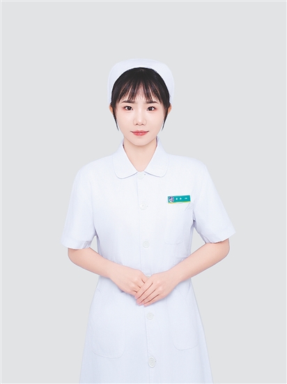 結(jié)核病控制科護(hù)士黃玲 結(jié)核病控制科護(hù)士黃玲