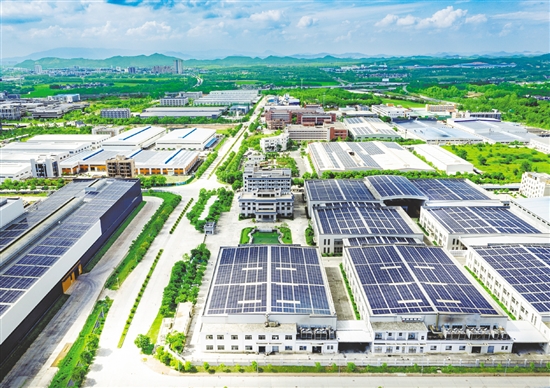 水步鎮(zhèn)堅持走工業(yè)強鎮(zhèn)之路，聚力打造鏈?zhǔn)郊海苿渔?zhèn)域經(jīng)濟高質(zhì)量發(fā)展。