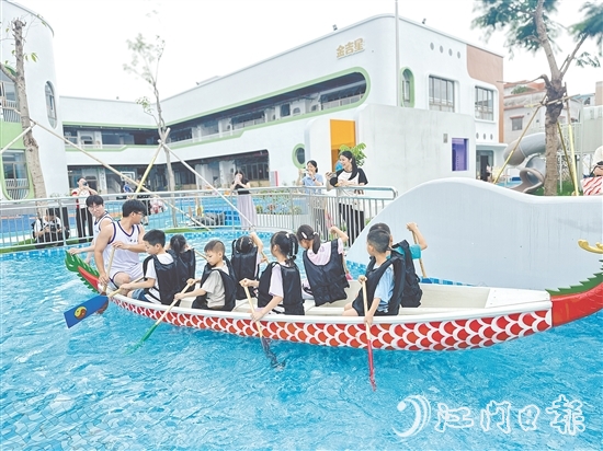 江海區(qū)各級黨群服務中心常態(tài)化開展龍舟體驗活動。