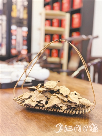 新會陳皮藥食同源，擁有獨特的芳香，是廣東人烹飪佳肴的不二之選。