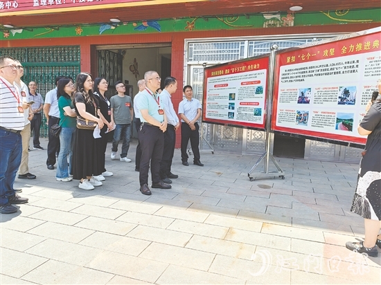 恩平市人大常委會組織人大代表外出交流，學(xué)習(xí)發(fā)展經(jīng)驗。