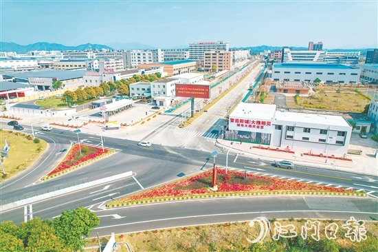 恩平工業(yè)園發(fā)展迅速，大槐集聚區(qū)成為恩平市智能裝備制造業(yè)發(fā)展的核心區(qū)。