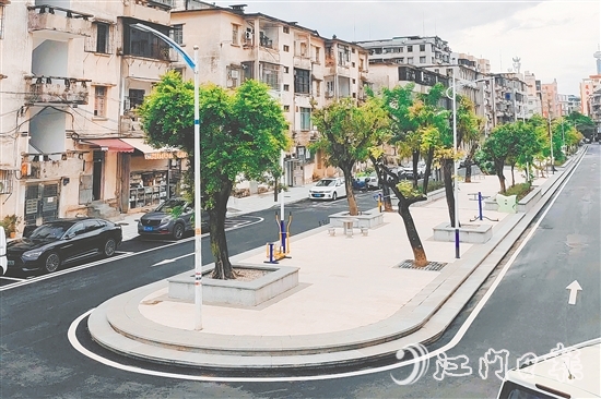 自2021年起，臺城街道穩(wěn)步推進27個老舊小區(qū)升級改造。圖為改造后的平湖路小區(qū)。