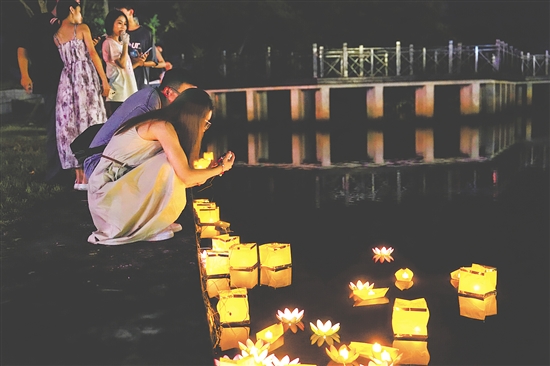 “七夕等圩”活動(dòng)的核心魅力，在于對(duì)傳統(tǒng)習(xí)俗的創(chuàng)新詮釋。