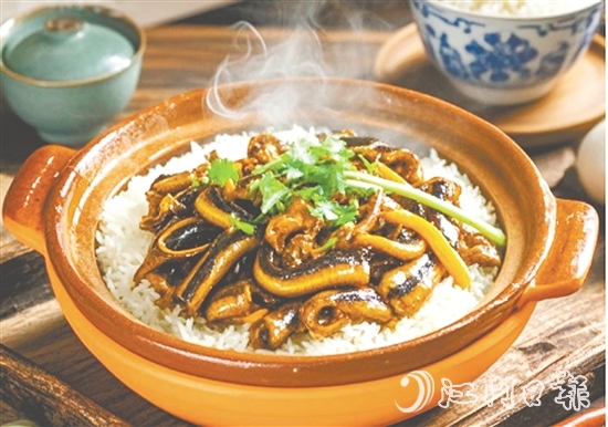 用臺(tái)山大米制作的煲仔飯別有一番風(fēng)味。