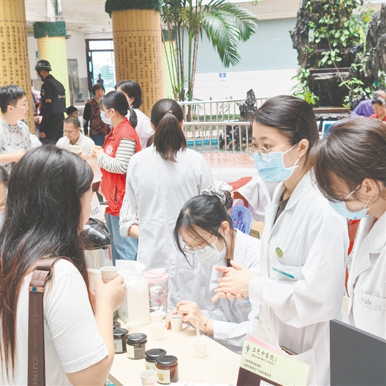 嶺南膏方得到市民青睞。