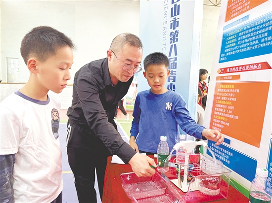 參賽作品對接生活需求、凸顯本土特色，展現(xiàn)極強的實踐價值，讓創(chuàng)新真正服務(wù)現(xiàn)實場景。