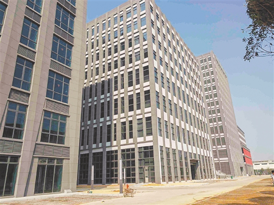 鵬廈機(jī)器人智造園進(jìn)展順利，項(xiàng)目一期于2025年12月正式竣工。