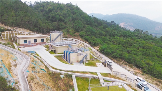 北陡鎮(zhèn)南部水廠通過(guò)新建一座日供水規(guī)模5000立方米的現(xiàn)代化凈水廠、鋪設(shè)總長(zhǎng)68公里的供水管道及配套加壓泵站，系統(tǒng)完善區(qū)域供水體系，徹底破除北陡鎮(zhèn)南部片區(qū)供水困境。