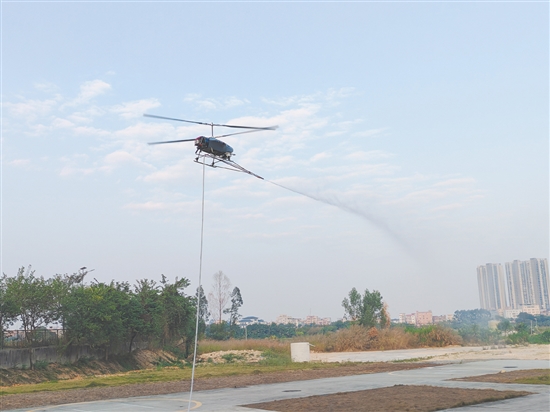 鶴山探索無(wú)人機(jī)在應(yīng)急救援領(lǐng)域的深度應(yīng)用，成功完成首次“無(wú)人機(jī)+消防”實(shí)戰(zhàn)測(cè)試。