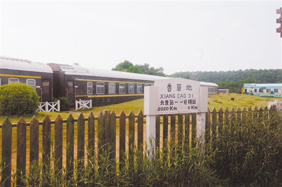 鶴山香草地景區(qū)已經(jīng)建成10多個主題園區(qū)。