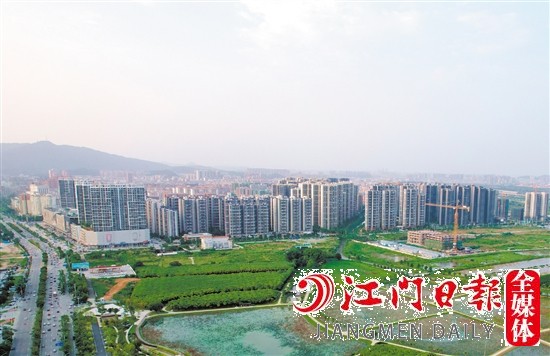 美吉特購(gòu)物廣場(chǎng)周邊有眾多樓盤。