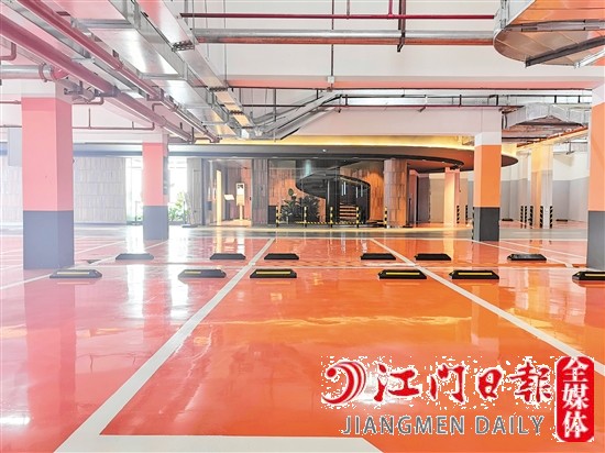 海悅東晟的“愛馬仕橙”地下車庫。