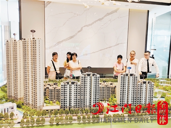 7月全市一手住宅成交2216套，環(huán)比、同比均有下跌。