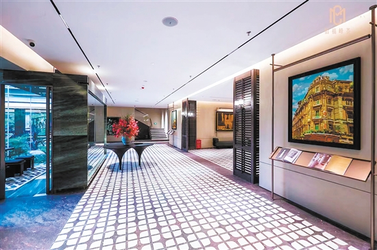 怡?！し逅C下沉式會(huì)所庭院實(shí)景圖。