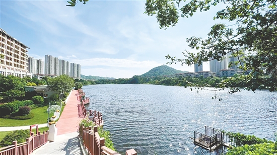 鶴山共和碧桂園·天麓湖盈翠苑一期項目環(huán)境優(yōu)美。