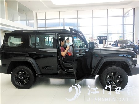 部分熱銷車型即使加價也沒辦法插隊。