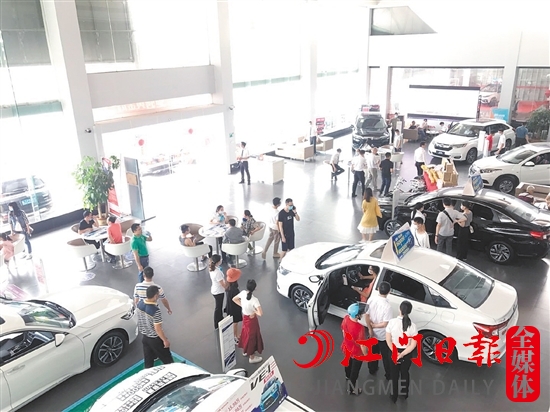 補(bǔ)貼的發(fā)放，將進(jìn)一步激發(fā)消費(fèi)者的購車熱情。