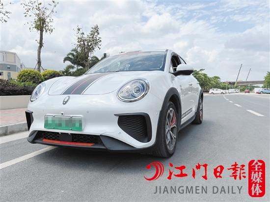 新車外觀頗具個(gè)性。