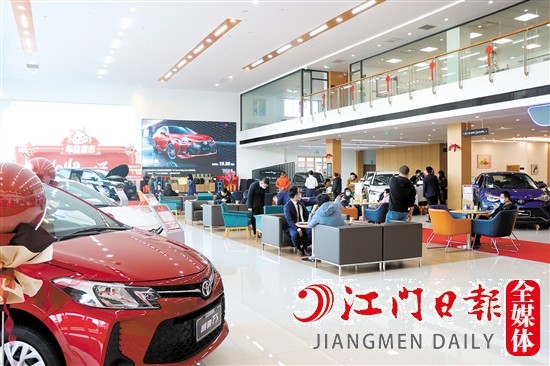 春節(jié)假期后期，4S店的客流量明顯增多。