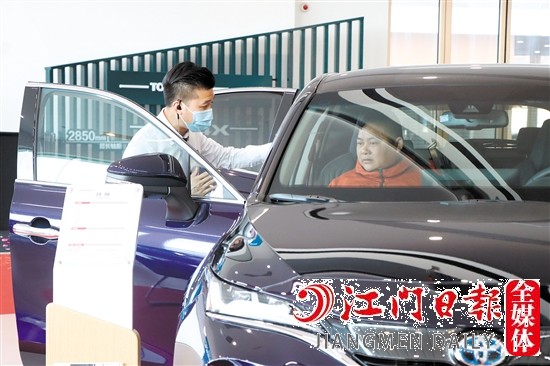 春節(jié)期間，到4S店的市民購車意愿強。