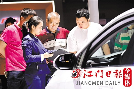 消費(fèi)者在為新車(chē)購(gòu)買(mǎi)保險(xiǎn)的時(shí)候，可多方對(duì)比。