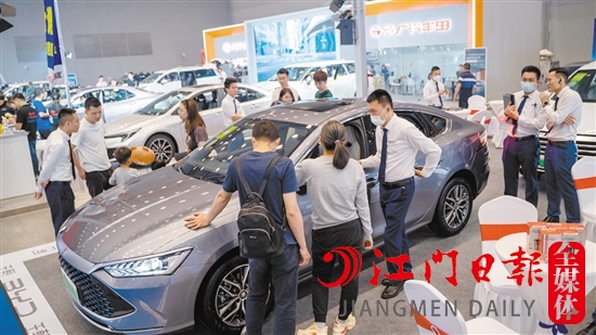 插電式混合動(dòng)力汽車吸引不少消費(fèi)者的目光。