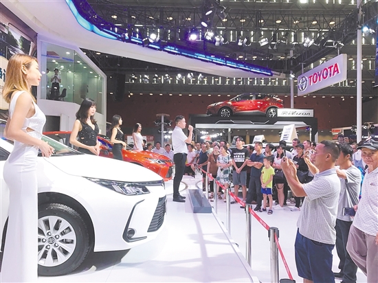 每屆“十一”車展都有眾多新車亮相，吸引消費者的目光。