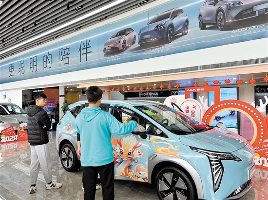 春節(jié)后期，4S店客流量提升。